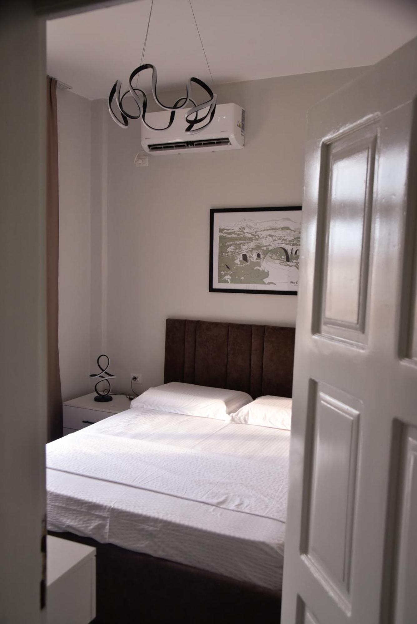 City Center Inn Shkoder Exterior photo